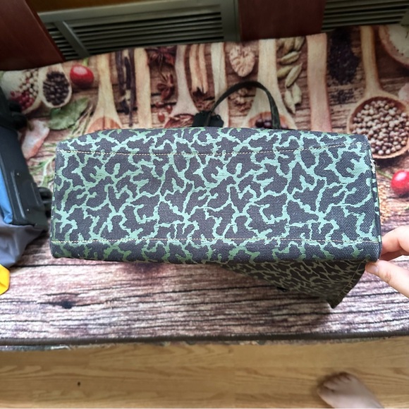 Coach x Disney 101 Dalmatians Canvas tote 69177 - Picture 10 of 10